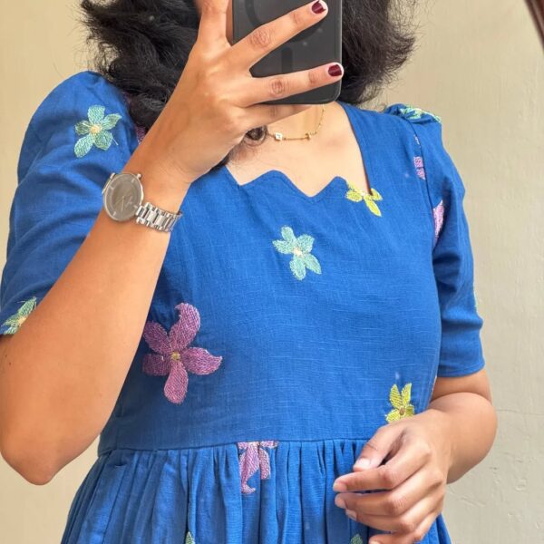 Royal Blue Embroidered Cotton Midi Kurti with Puff Sleeves - Image 3